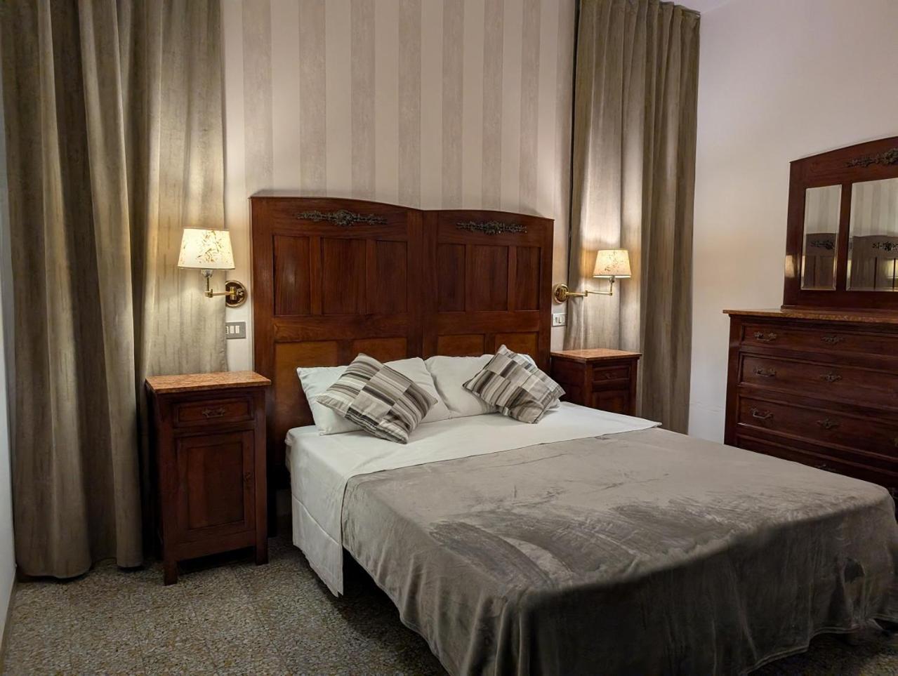Villa Antonietta Rooms & Coffee 切塞纳蒂科 外观 照片