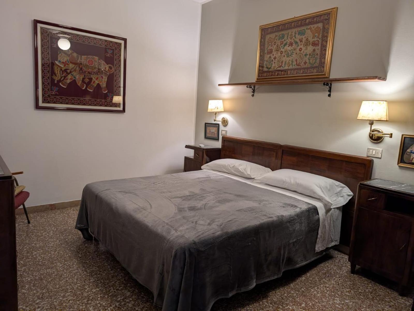 Villa Antonietta Rooms & Coffee 切塞纳蒂科 外观 照片