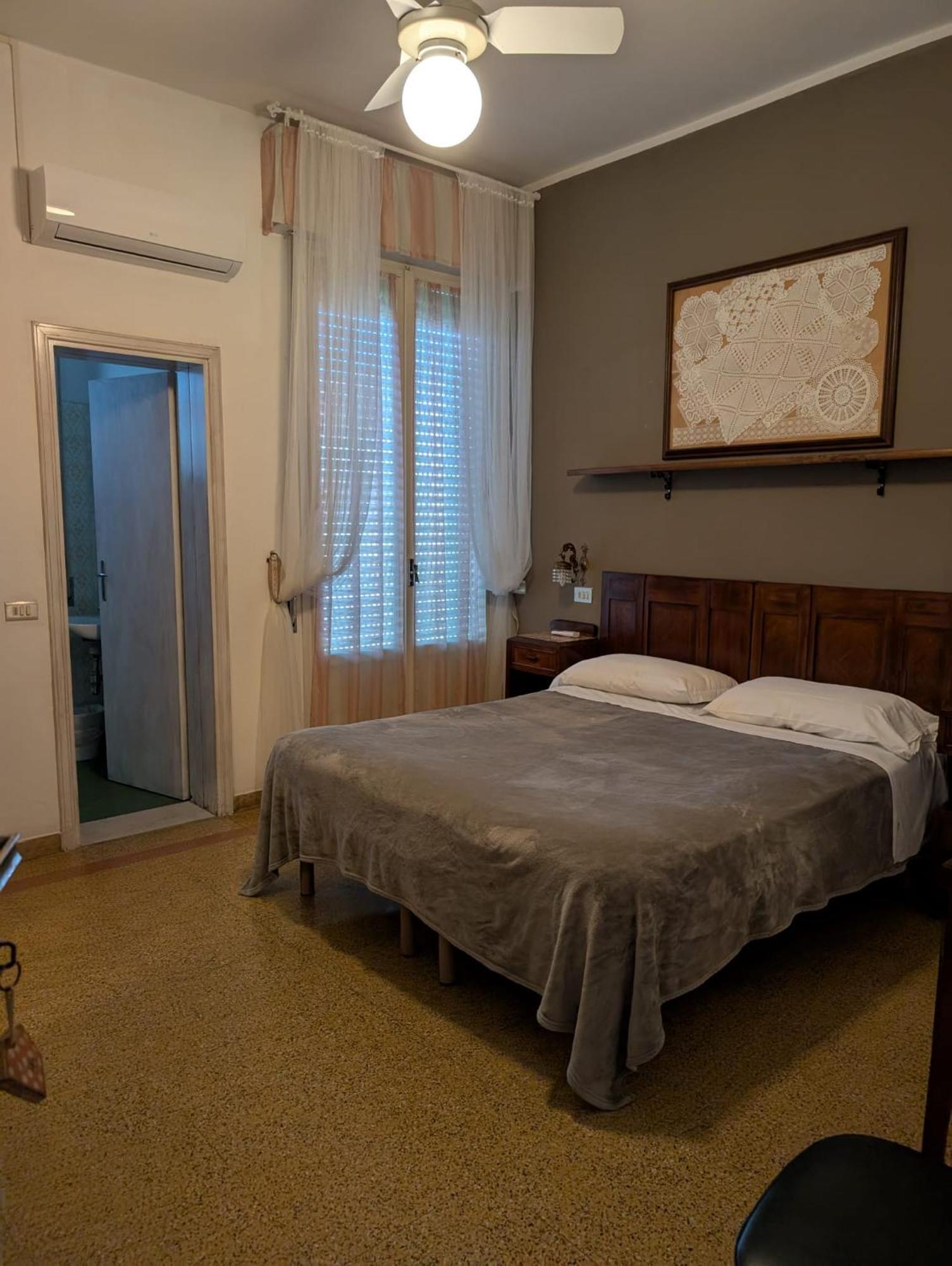 Villa Antonietta Rooms & Coffee 切塞纳蒂科 客房 照片